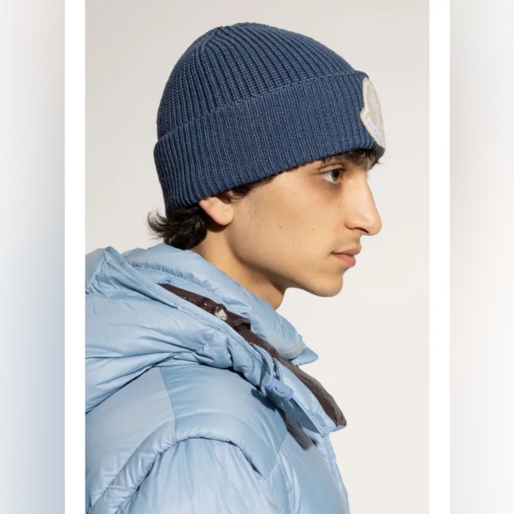 Moncler Logo Patch Ribbed Knit Beanie Blue Unisex OS